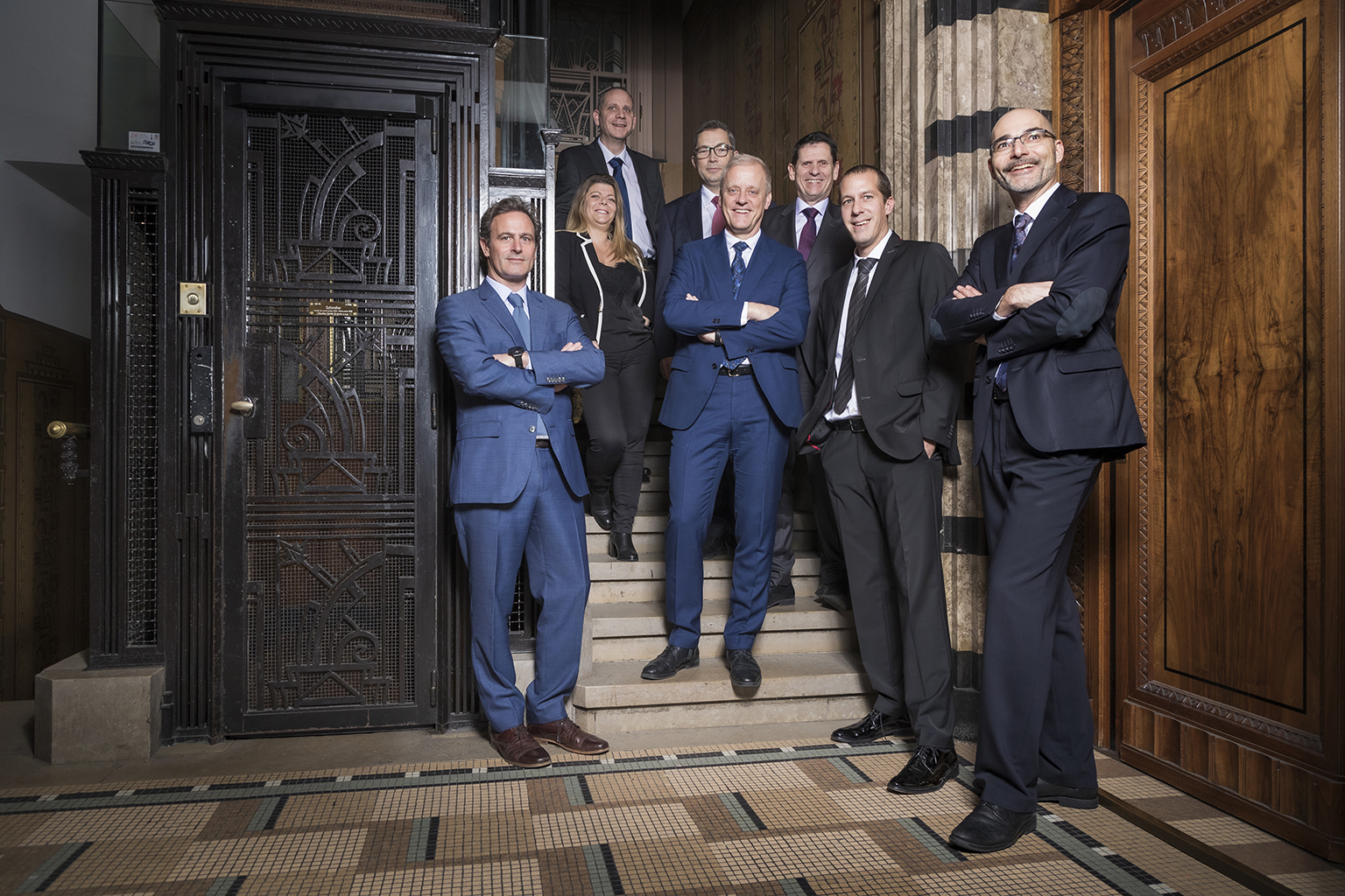 Portrait Corporate