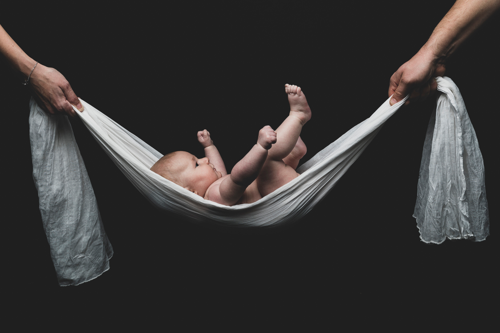Photo de nouveaux-nés, bébés en studio