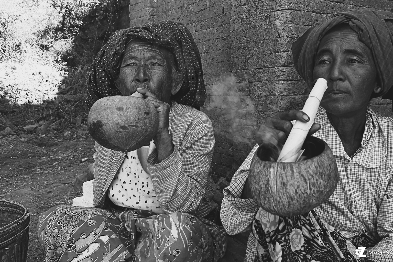 Les fumeuses