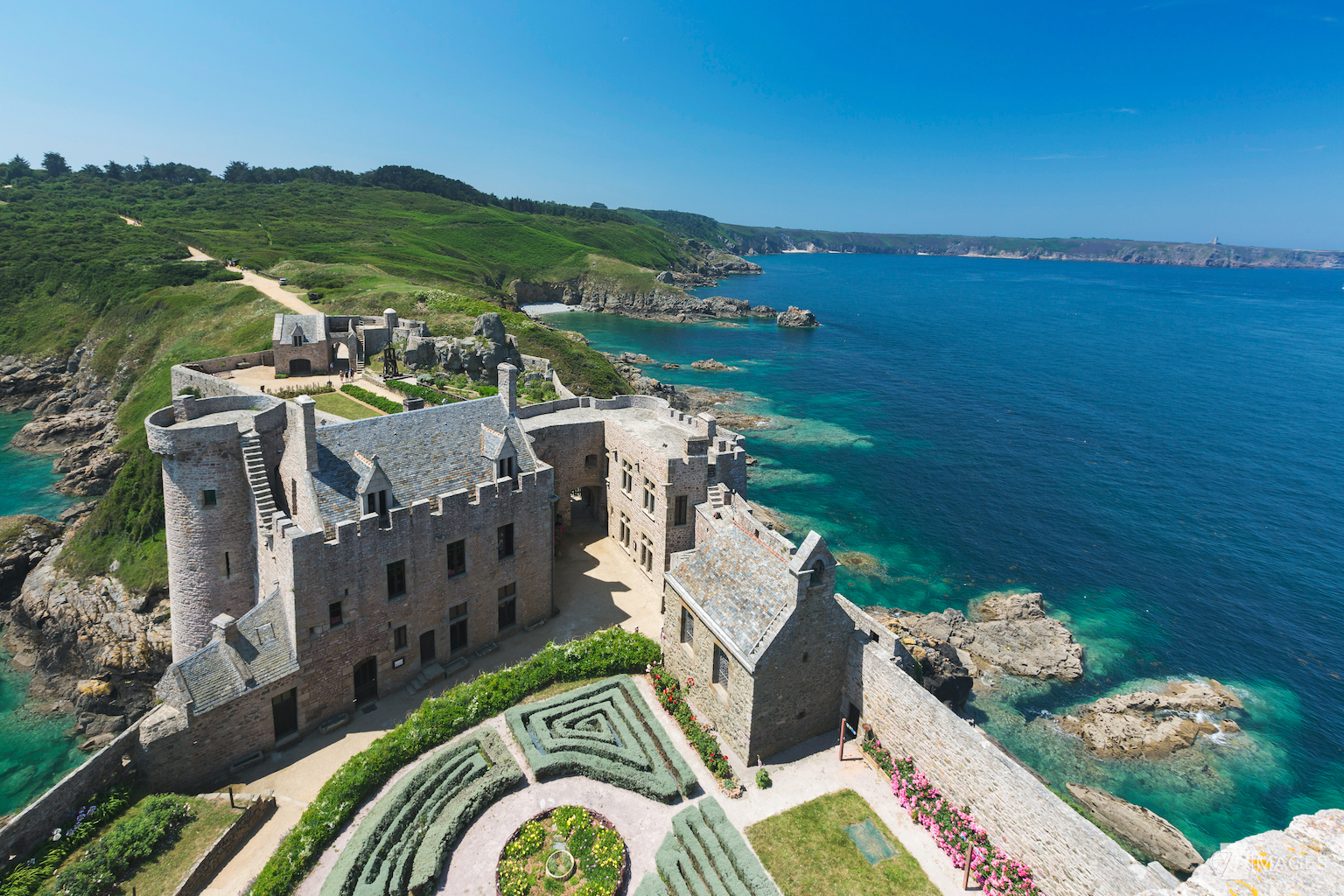 Vue depuis le donjon de Fort la Latte