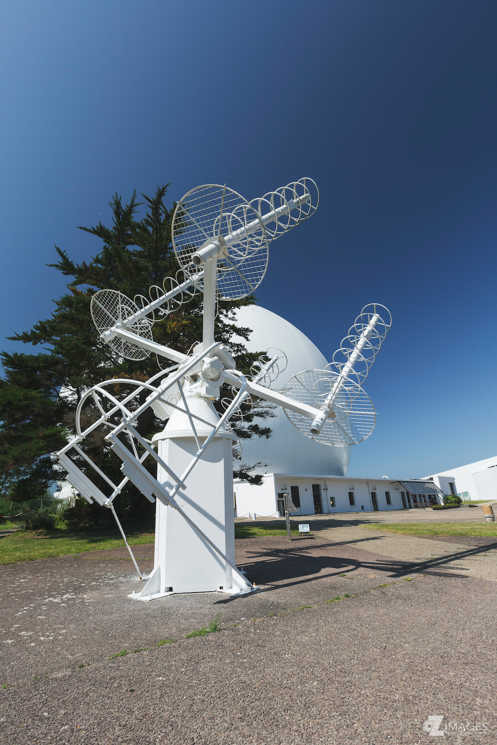 Antenne et radôme